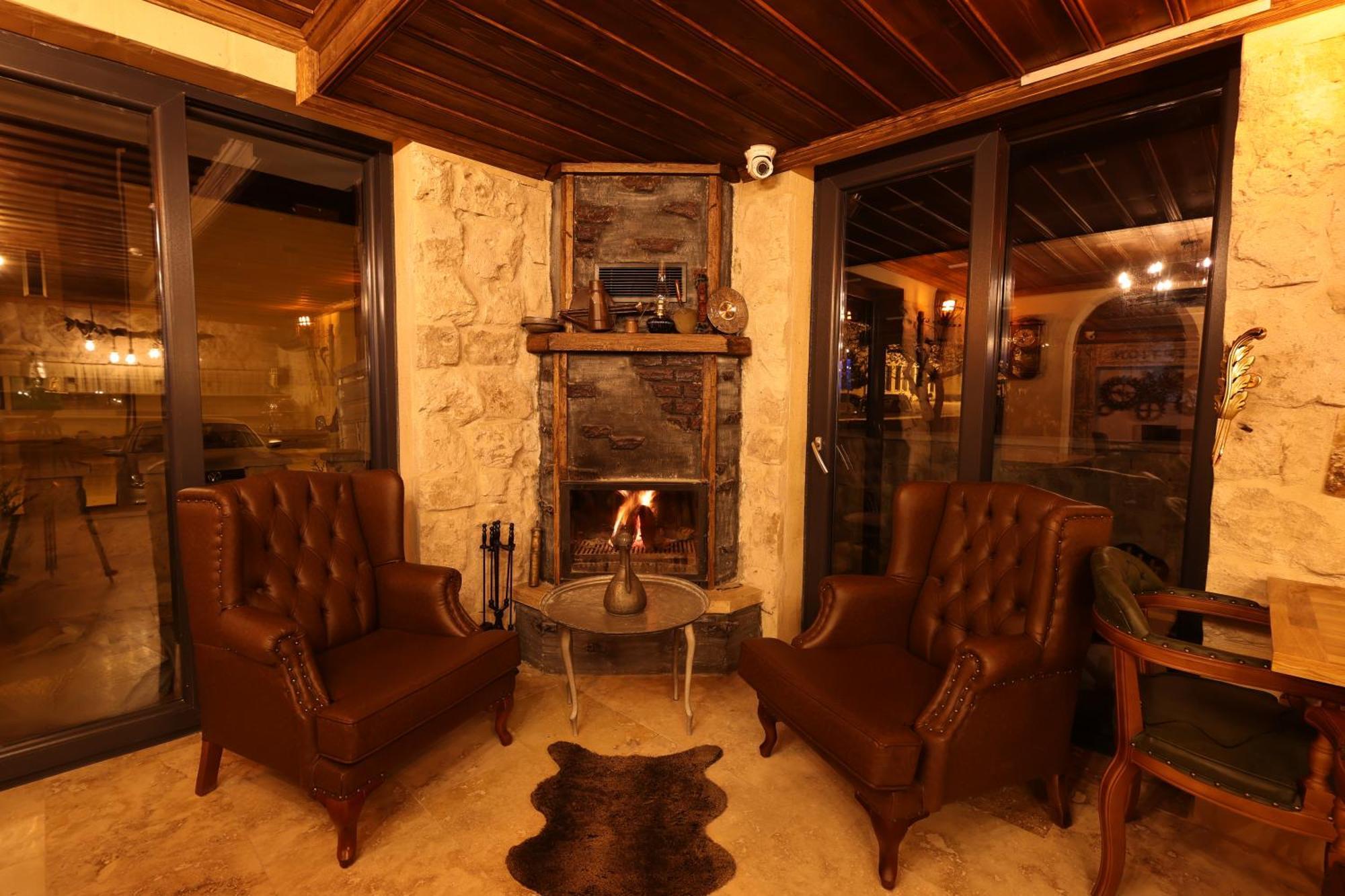 Alika Castle House Hotel อุตชิซาร์ ภายนอก รูปภาพ