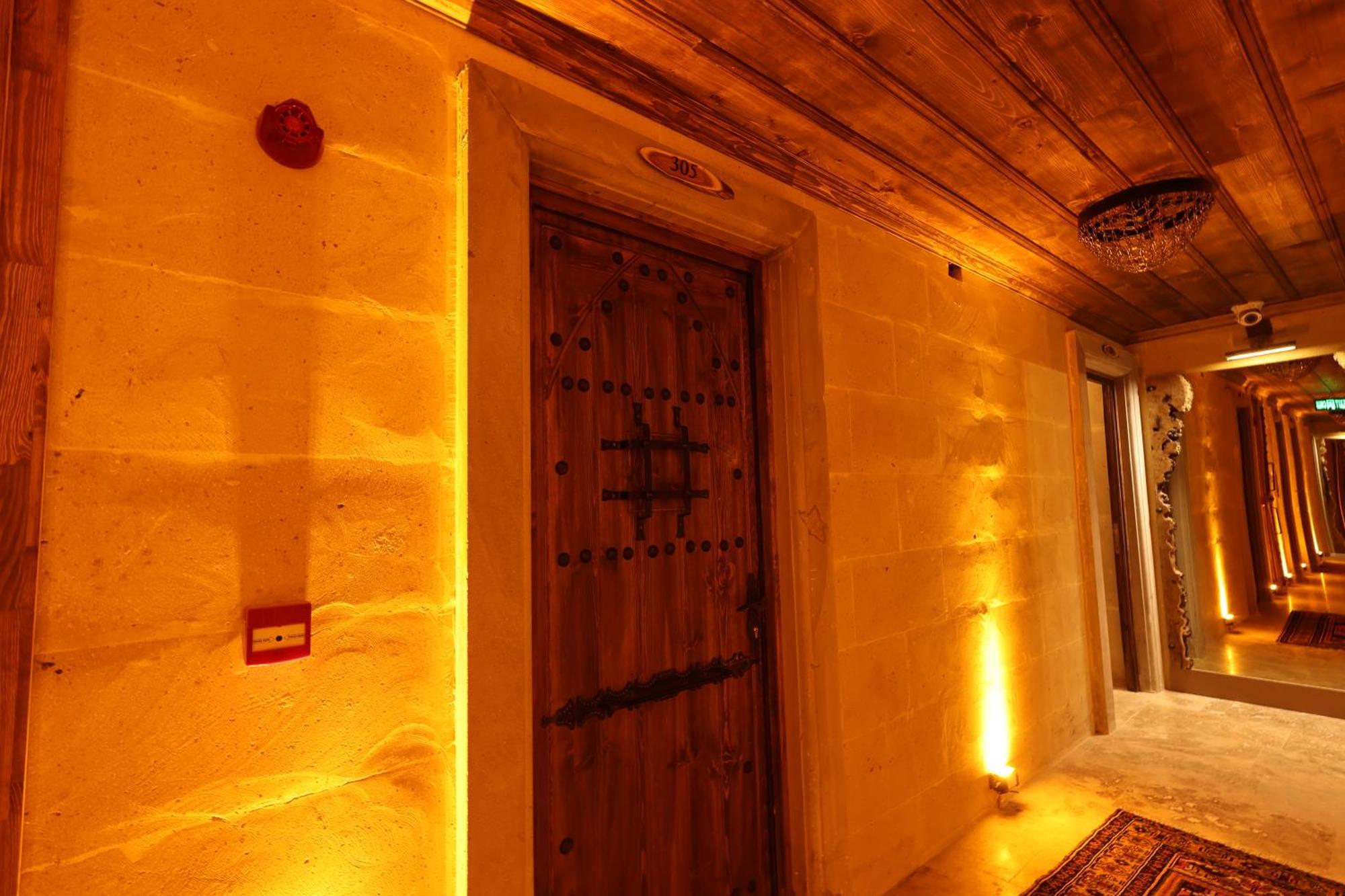 Alika Castle House Hotel อุตชิซาร์ ภายนอก รูปภาพ