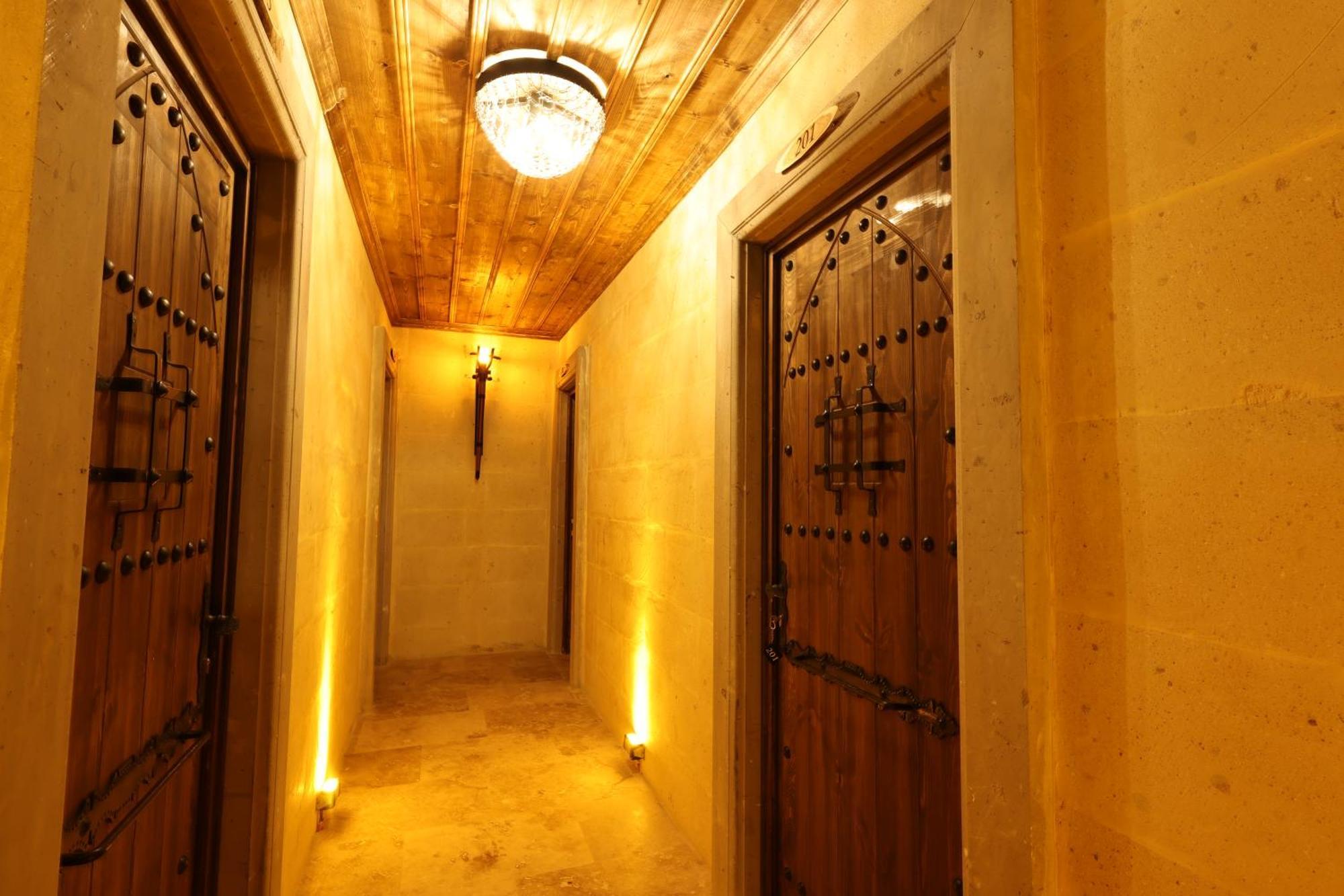 Alika Castle House Hotel อุตชิซาร์ ภายนอก รูปภาพ